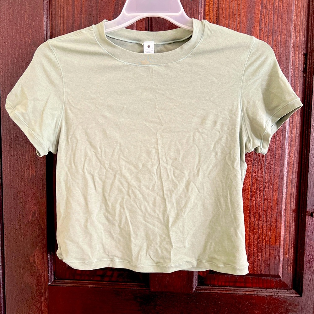 Yogalicious crop tee